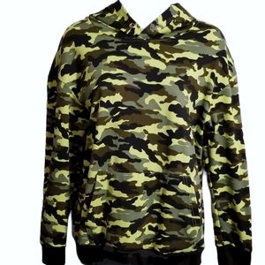 Lida Coll. Camo Pullover Hoodie w/Kangaroo Pocket